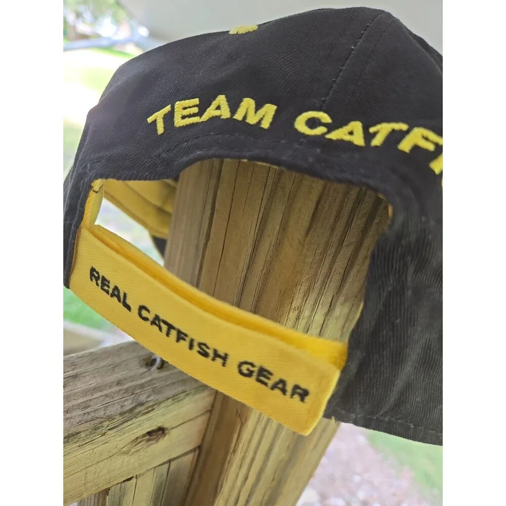 Vintage Team Catfish Fishing Hat Cap Black Yellow Adjustable Back